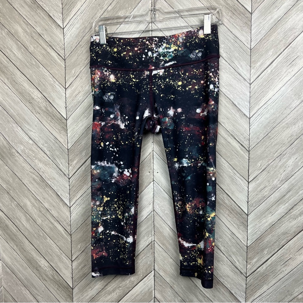 Wear it to heart (with) yoga leggings medium